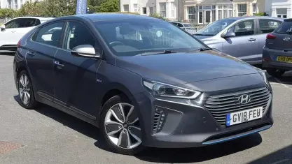 Used Hyundai Ioniq Premium SE 141 HP (103 kW) 2018 Grey Hatchback