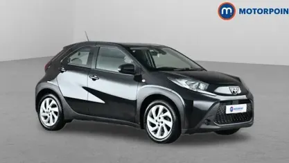 Used Toyota Aygo X PURE 72 HP (52 kW) 2025 SUV