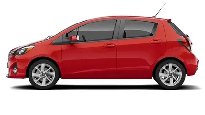 Used Toyota Yaris Hybrid 101 HP (74 kW) 2016 Red Hatchback