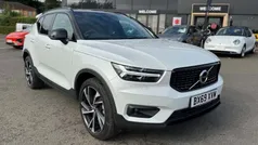 Used 2020 Volvo XC40 R-Design Pro SUV | £21,490 (Fair price)