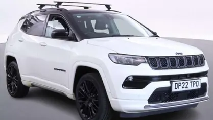 Used Jeep Compass 241 HP (177 kW) 2022 White/black SUV