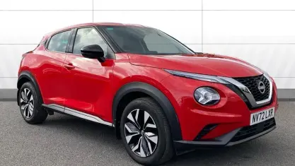 Gebraucht Nissan Juke Acenta 114 PS (83 kW) 2023 Rot SUV