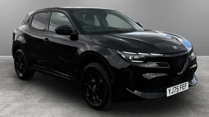 Used Alfa Romeo Junior 136 HP (100 kW) 2025 Black SUV