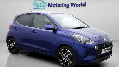Used Hyundai i10 Premium 67 HP (49 kW) 2022 Blue Hatchback