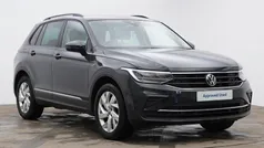 Urano grey Used 2022 VW Tiguan Life SUV | £20,734 (Fair price)
