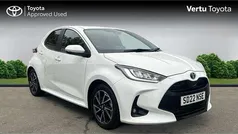 White Used 2022 Toyota Yaris Hybrid Design Hatchback | £16,574 (Fair price)