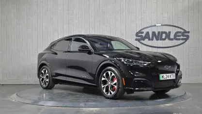Used Ford Mustang Mach-E Extended Range 216 kW (294 HP) 2024 Black SUV