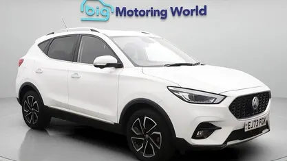 Used MG ZS Exclusive 111 HP (81 kW) 2023 White Hatchback