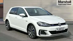 White Used 2018 VW Golf VII Advance Hatchback | £12,707 (Fair price)