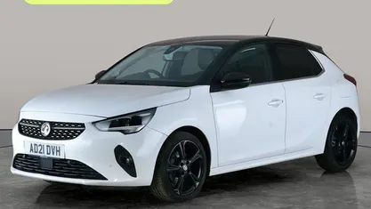 Used Vauxhall Corsa Elite 101 HP (74 kW) 2021 White Hatchback