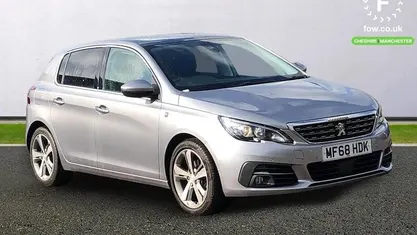 Używany Peugeot 308 131 KM (96 kW) 2020 Hatchback