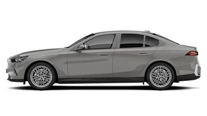 Ny BMW 550e M Sport 489 HK (359 kW) 2026 Sedan
