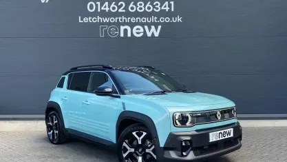 Used Renault R4 Komfort 110 kW (150 HP) 2025 Estate