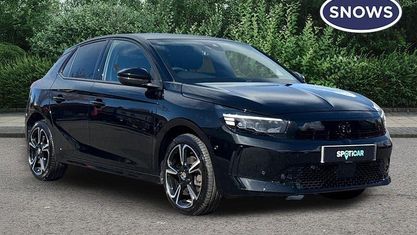 Usado Vauxhall Corsa Ultimate 101 CV (74 kW) 2025 Negro Utilitario