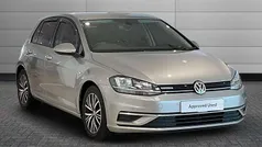 Silver Used 2018 VW Golf VII SE Hatchback | £11,990 (Fair price)