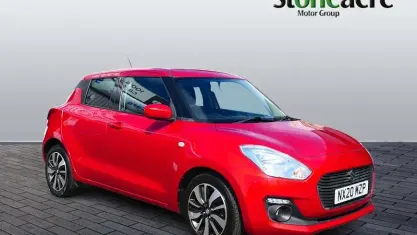Used Suzuki Swift SZ-T 90 HP (66 kW) 2019 Red Hatchback