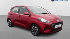 Red New 2024 Hyundai i10 Advanced Hatchback | £15,299 (Fair price)