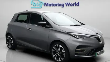 Used Renault Zoe Iconic 100 kW (136 HP) 2023 Grey Hatchback