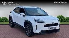 Used 2022 Toyota Yaris Hybrid Design SUV | £18,974 (Fair price)