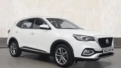 White Used 2022 MG HS Exclusive SUV | £14,791 (Fair price)