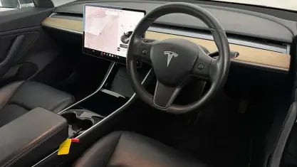 Used Tesla Model 3 Long Range AWD 258 kW (351 HP) 2023 Sedan