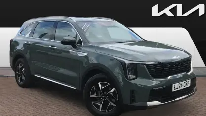 Used Kia Sorento 215 HP (158 kW) 2024 Green SUV
