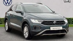 Used 2025 VW T-Roc Life SUV | £22,279 (Fair price)