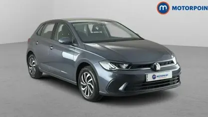 Used VW Polo Life 80 HP (58 kW) 2024 Grey Hatchback