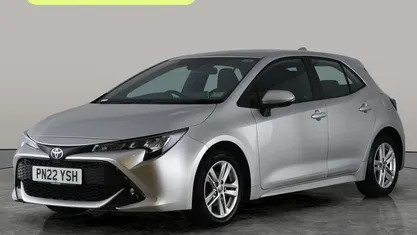 Used Toyota Corolla 122 HP (89 kW) 2022 Silver Hatchback