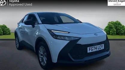 Used Toyota C-HR 140 HP (102 kW) 2026 SUV