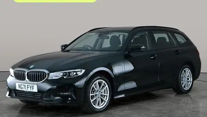 Used BMW 330e Comfort Edition 292 HP (214 kW) 2022 Estate