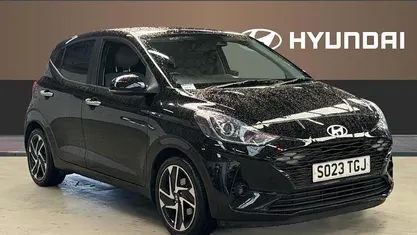 Used Hyundai i10 Premium 67 HP (49 kW) 2023 Hatchback