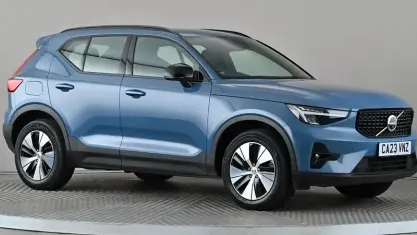 Used Volvo XC40 Plus 211 HP (155 kW) 2023 Blue SUV