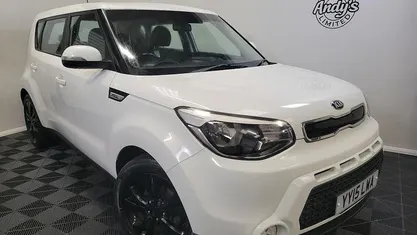 White Used 2015 Kia Soul Plus SUV | £5,499 (Fair price)