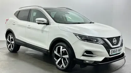 Used Nissan Qashqai Tekna 160 HP (117 kW) 2019 White SUV
