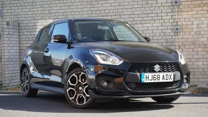 Używany Suzuki Swift Sport 140 KM (102 kW) 2018 Czarny Hatchback