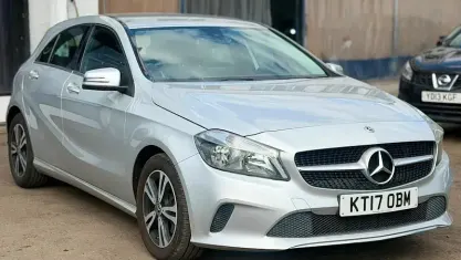 Used Mercedes A180 SE 122 HP (89 kW) 2017 Silver Hatchback