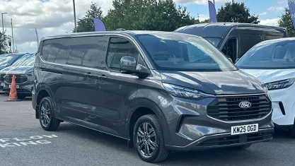 Used Ford Transit Custom Limited 170 HP (125 kW) 2025 Grey Van