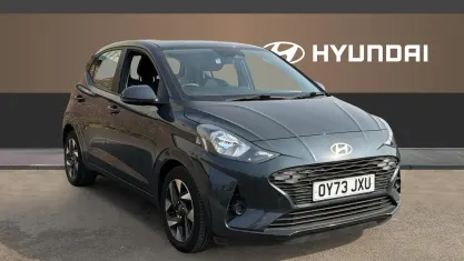 Used Hyundai i10 Advanced 67 HP (49 kW) 2023 Grey Hatchback