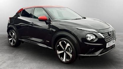 Begagnad Nissan Juke Tekna 143 HK (105 kW) 2023 Svart SUV