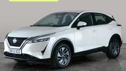 Używany Nissan Qashqai Acenta Premium 140 KM (102 kW) 2022 Biały SUV