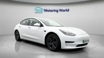 Used 2021 Tesla Model 3 Standard Range Plus Sedan | £15,200 (Fair price)