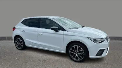Used Seat Ibiza XCELLENCE Lux 110 HP (80 kW) 2023 White Hatchback