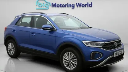 Usado VW T-Roc Life 110 HP (80 kW) 2024 SUV
