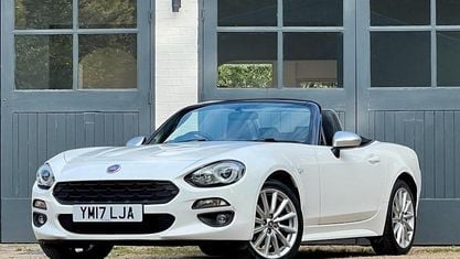 Begagnad Fiat 124 Spider Lusso 140 HK (102 kW) 2017 Cab