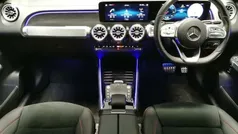 Mercedes EQB300