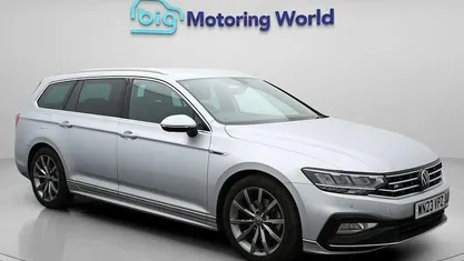 Used VW Passat R-line 150 HP (110 kW) 2023 Estate