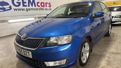 Used Skoda Rapid SE 90 HP (66 kW) 2016 Hatchback