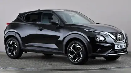 Used Nissan Juke N-Connecta 114 HP (83 kW) 2023 Black SUV