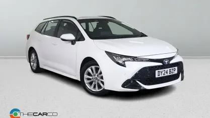 Used Toyota Corolla 140 HP (102 kW) 2024 White Estate